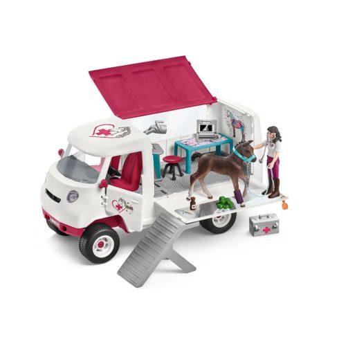 Schleich Horse Club Mobil állatorvos figura hannoveri csikóval