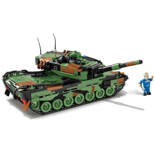 Cobi Leopard 2A4 tank 864 darabos építő készlet