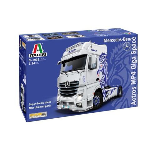 Italeri MB Actros MP4 kamion műanyag modell (1:24)