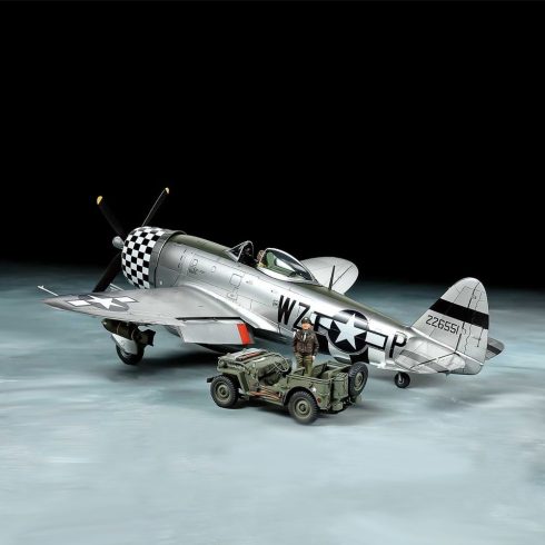 Tamiya 25214 P-47D Thunderbolt vadászrepülőgép + 1/4t 4X4 katonai jármű műanyag összeépíthető makett (1:48)