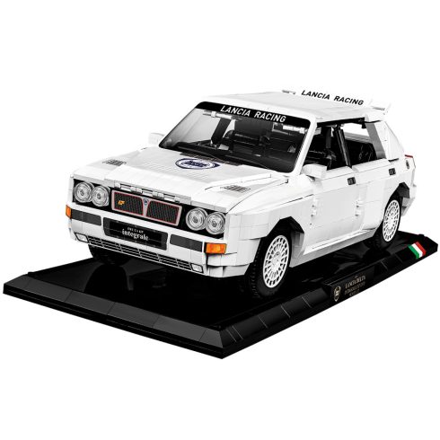 Cobi: Lancia Delta HF Integrale EVO Executive Autó 2294 darabos építőjáték 1:12