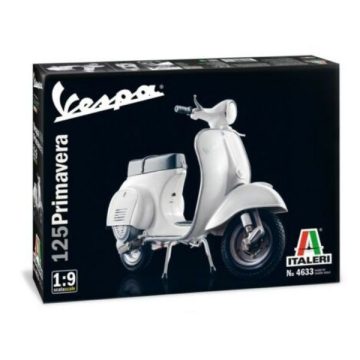   Italeri 4633s Vespa 125 Primavera műanyag robogó makett 1:9