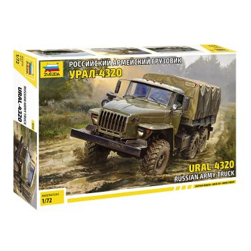 Zvezda URAL-4320 Truck 1:72 makett harcjármű (5050)